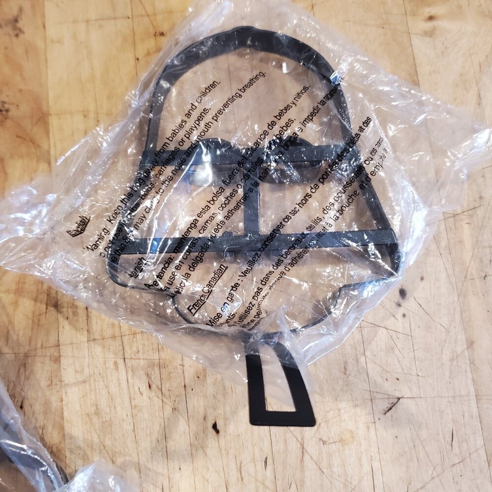 2 Star Wars Metal Pancake Molds - Darth Vader + Stormtrooper